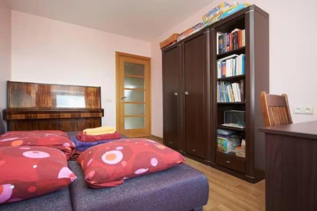 Cozy Private Room In A Three Room Apartment Free Parking Feel Like At Home Vilnius Exterior photo